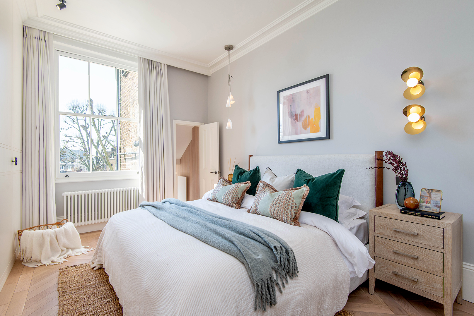 Interior Photograph W9